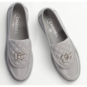 Chanel 21B Grey Quilted Flap Turnlock CC Logo Silver Mule Slip On Flat Loafer 40